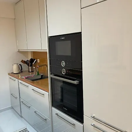 Lily's Maison Ii The Breeze *