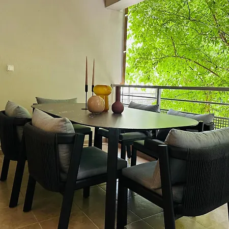 Lily's Maison Ii The Breeze Lejlighed *